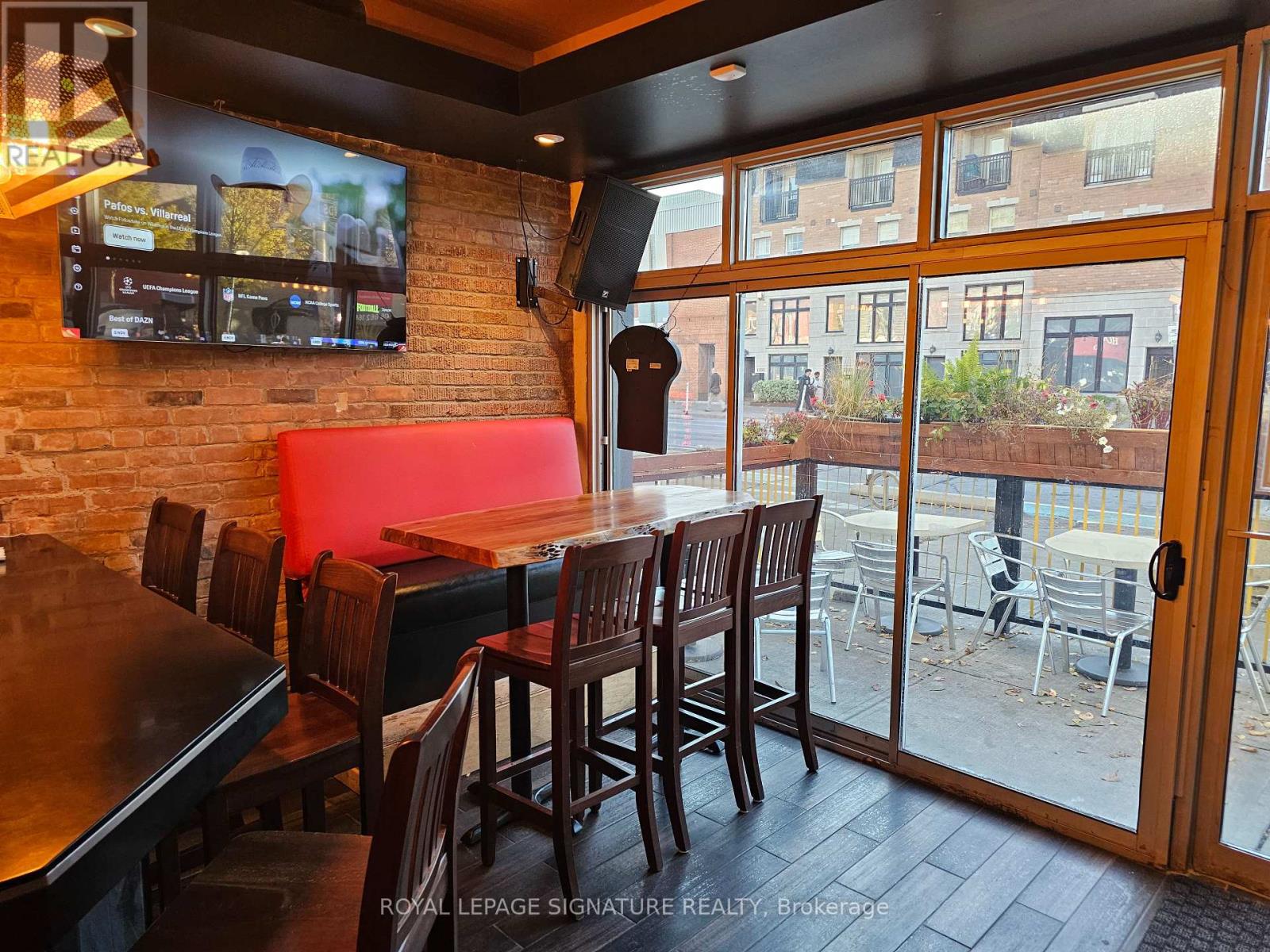 1236 Danforth Avenue, Toronto, Ontario M4J 1M6 - Photo 5 - E12554240