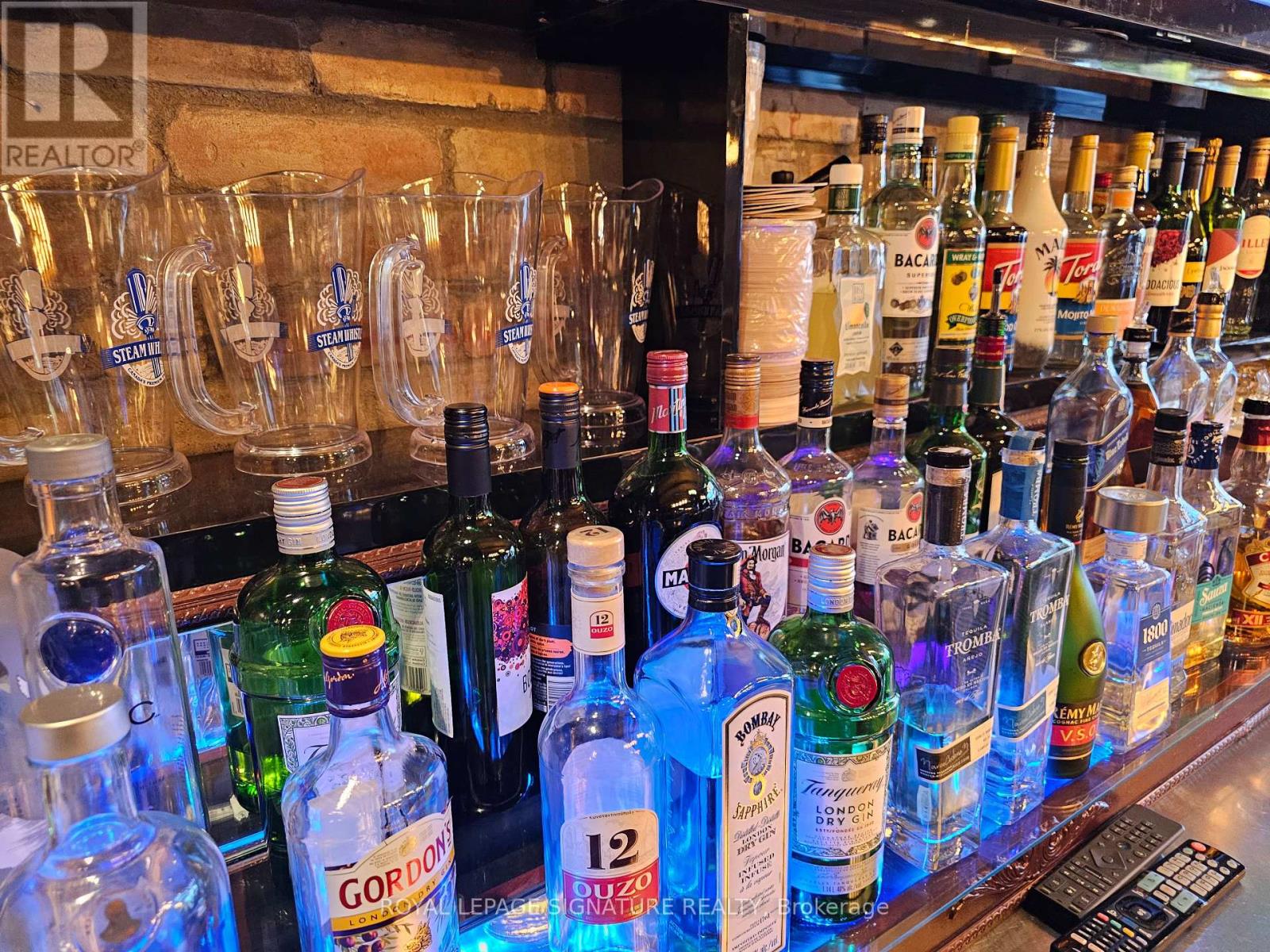 1236 Danforth Avenue, Toronto, Ontario M4J 1M6 - Photo 9 - E12554240