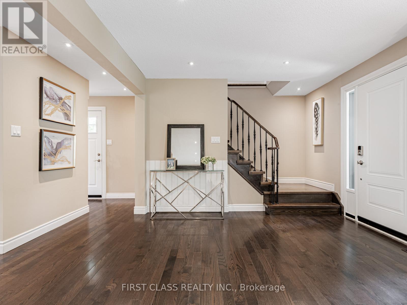 97 Bridlewood Boulevard, Toronto, Ontario  M1T 1R2 - Photo 2 - E12554254