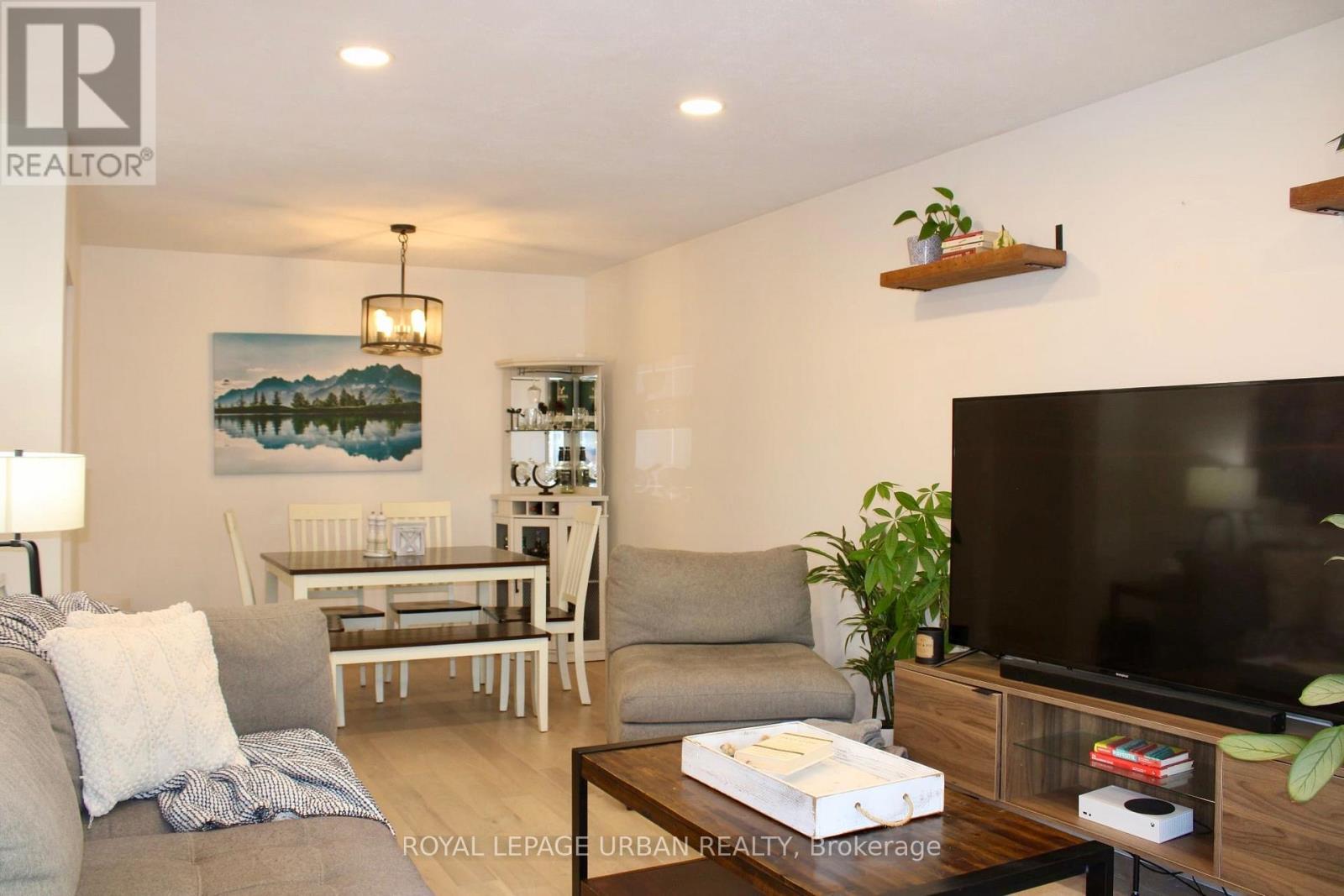 743 West Shore Boulevard, Pickering, Ontario  L1W 2V2 - Photo 4 - E12554346