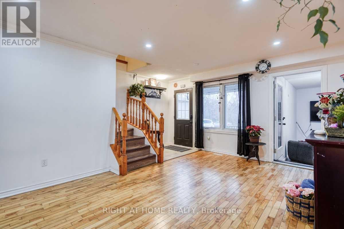 1456 Valley Drive, Oshawa, Ontario  L1J 7Z3 - Photo 6 - E12554422