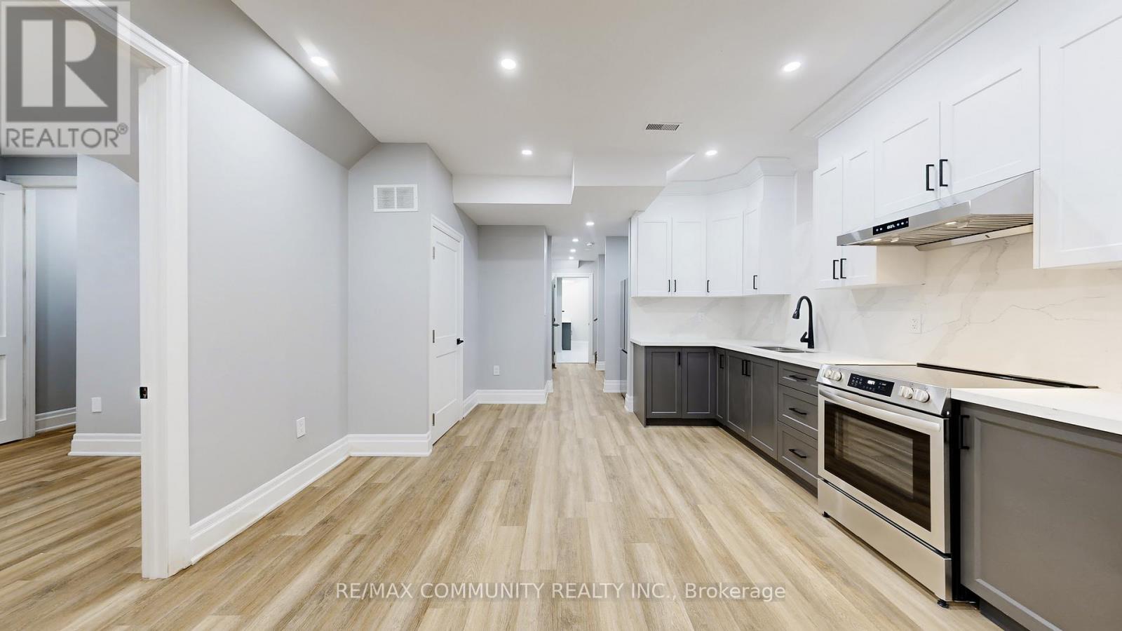 1580a Honey Locust Place, Pickering, Ontario  L1X 0P1 - Photo 15 - E12554432