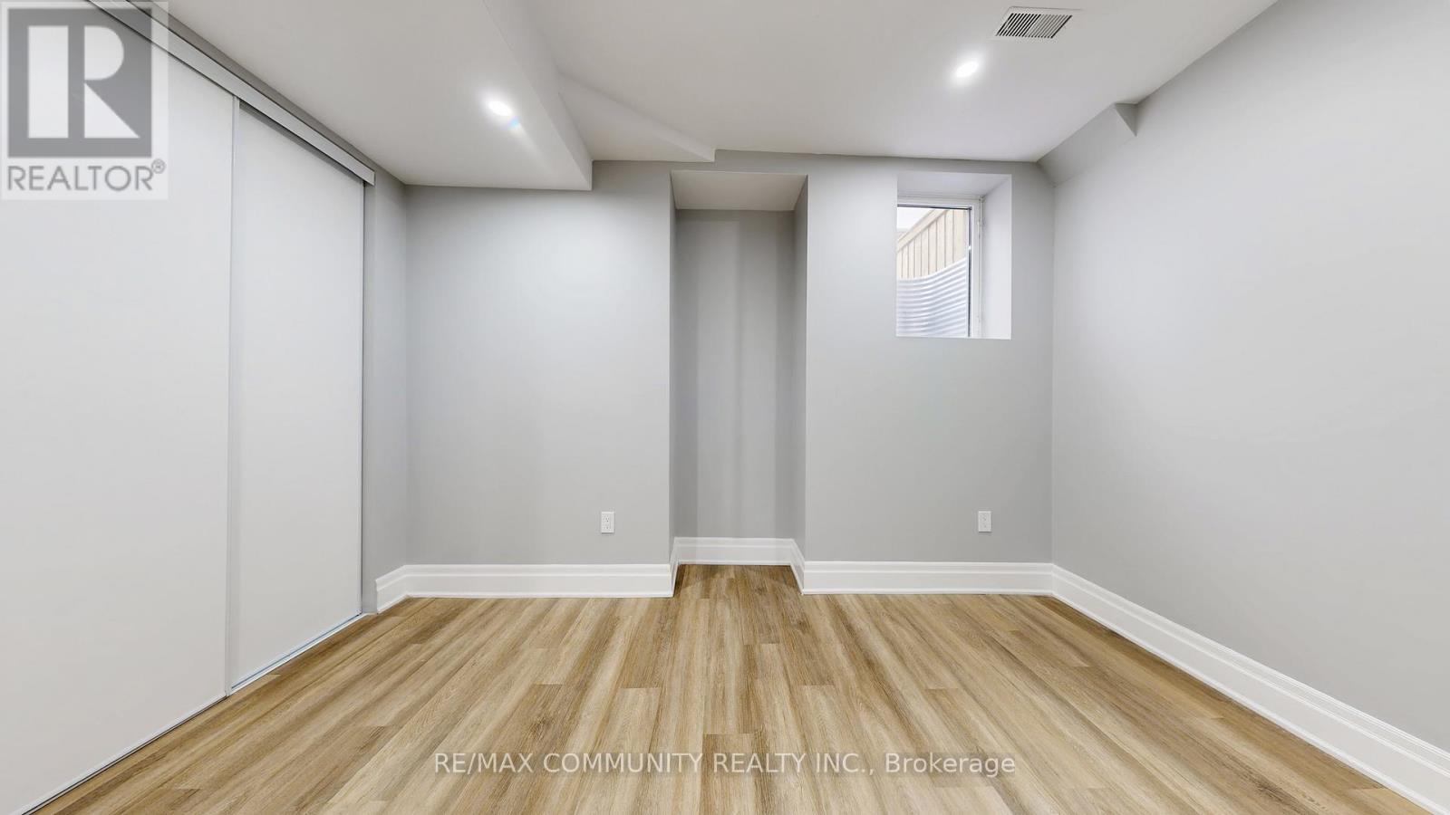 1580a Honey Locust Place, Pickering, Ontario  L1X 0P1 - Photo 25 - E12554432