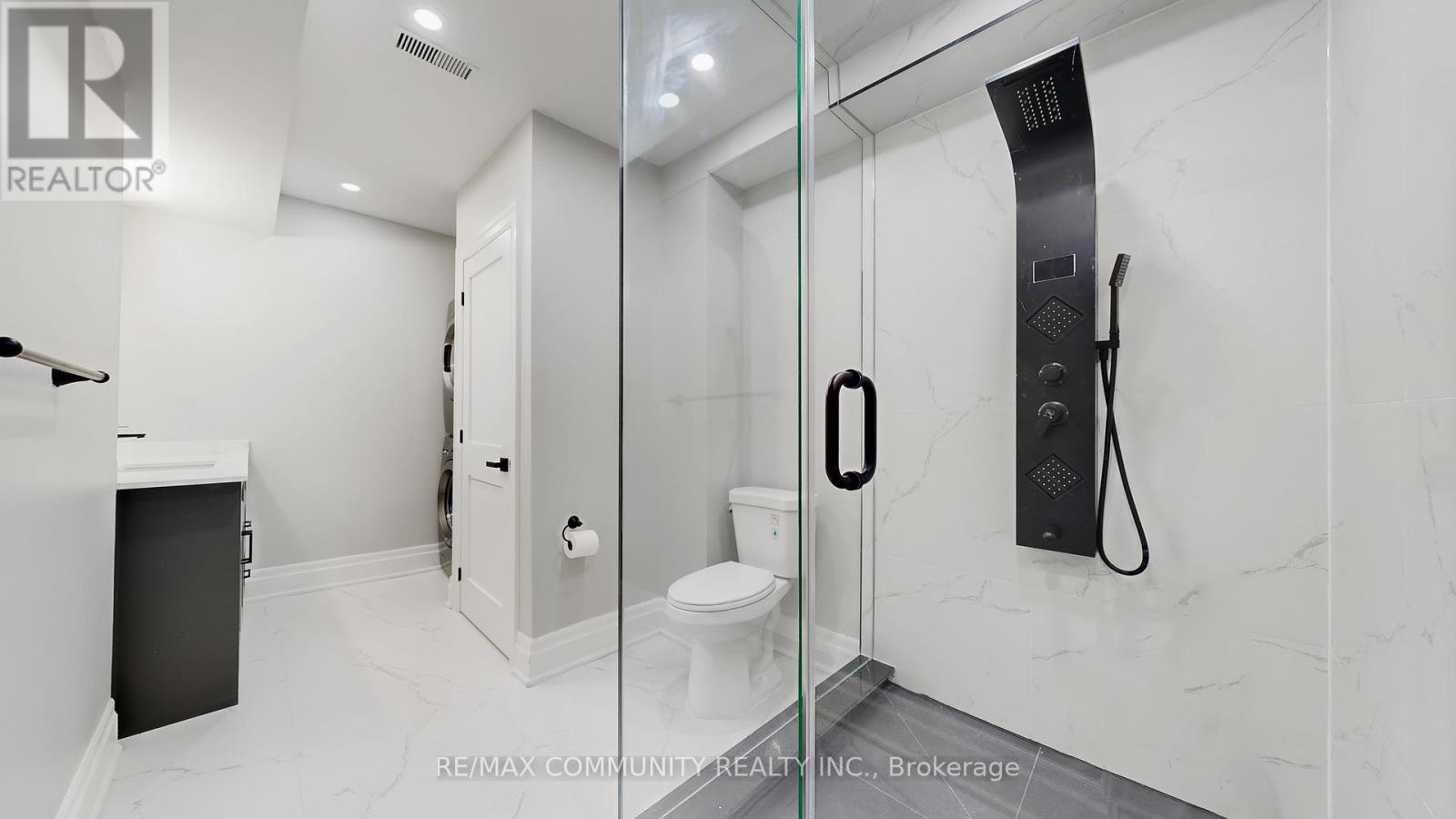 1580a Honey Locust Place, Pickering, Ontario  L1X 0P1 - Photo 28 - E12554432