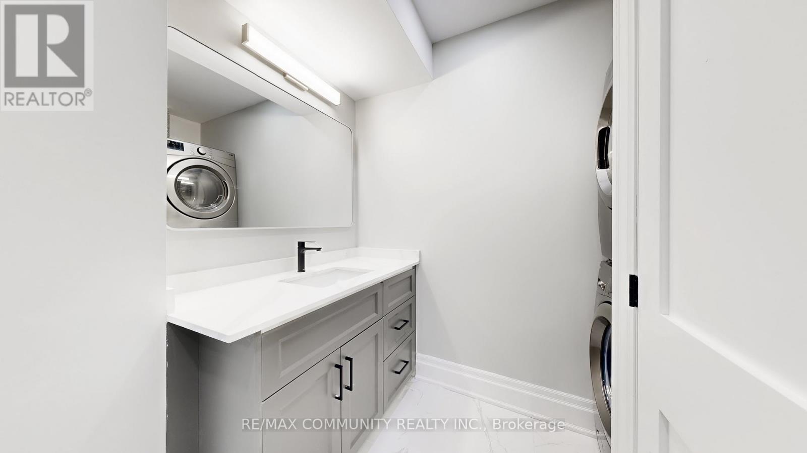 1580a Honey Locust Place, Pickering, Ontario  L1X 0P1 - Photo 29 - E12554432