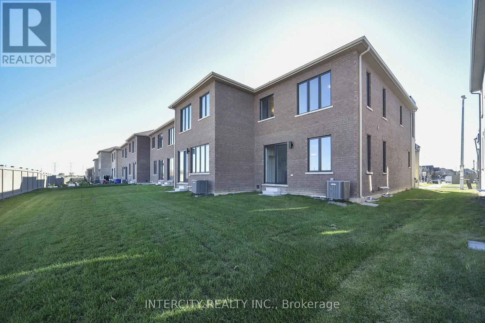 158 Mumbai Drive, Markham, Ontario  L3S 3K5 - Photo 36 - N12456530