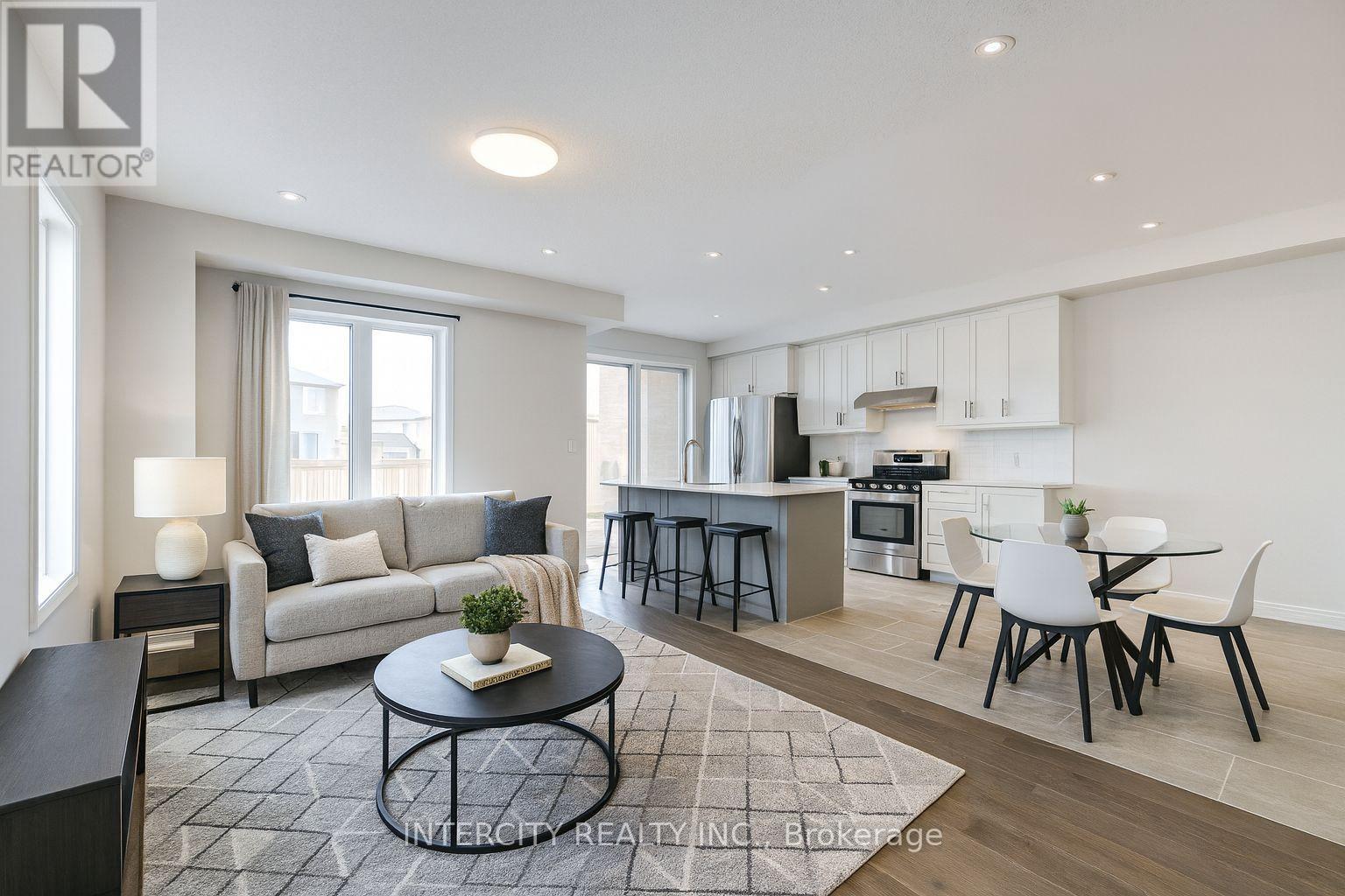 158 Mumbai Drive, Markham, Ontario  L3S 3K5 - Photo 13 - N12456530