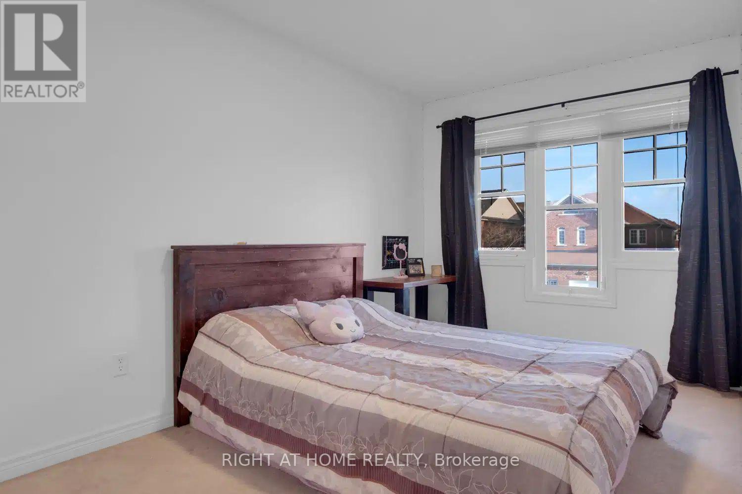 53 Silent Pond Crescent, Brampton, Ontario  L6V 4S9 - Photo 17 - W12549734