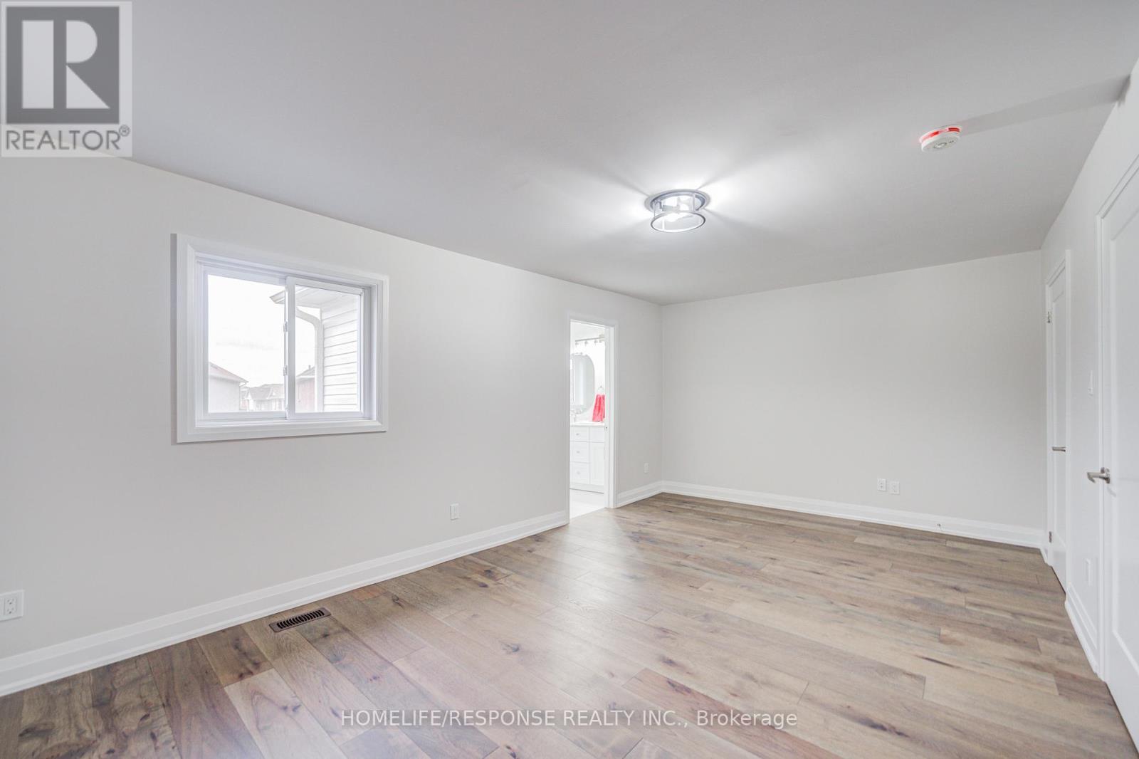 49 Kale Crescent, Vaughan, Ontario L6A 3R1 - Photo 24 - N12554188