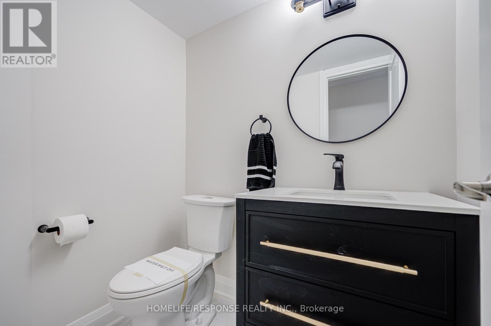 49 Kale Crescent, Vaughan, Ontario L6A 3R1 - Photo 5 - N12554188