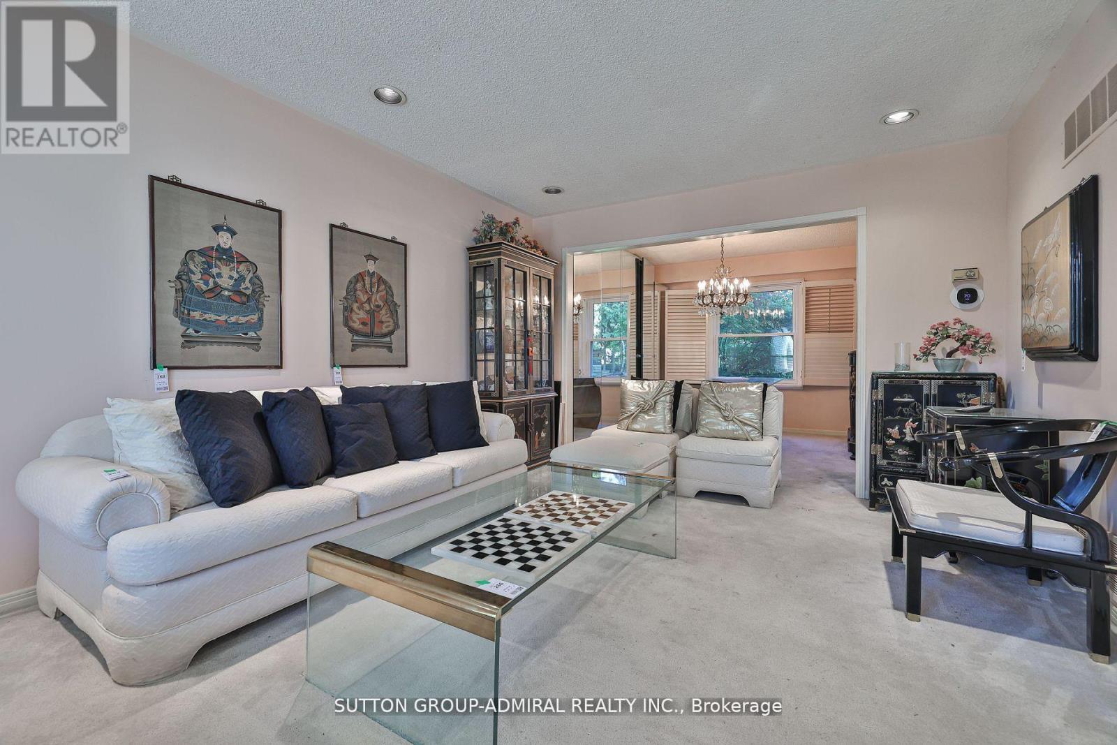 22 Cobblestone Drive, Markham, Ontario L3T 4E4 - Photo 10 - N12554226