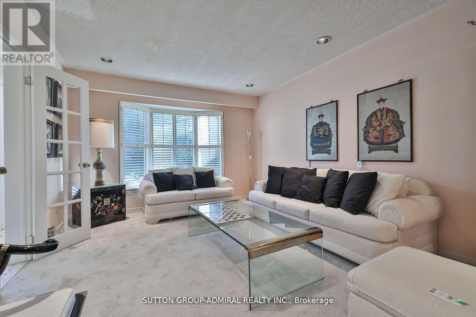 22 Cobblestone Drive, Markham, Ontario L3T 4E4 - Photo 8 - N12554226