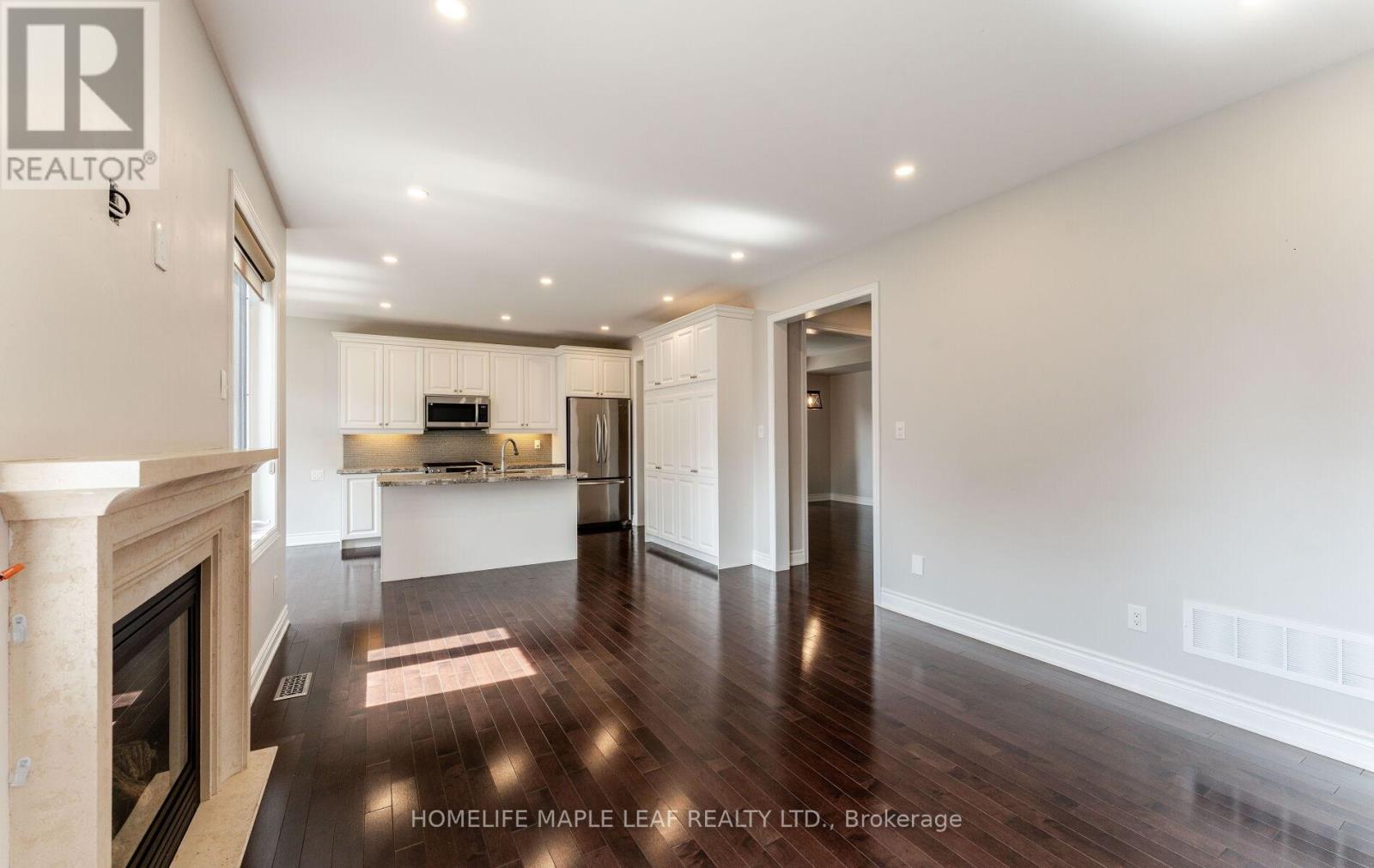 47 Stanton Avenue, Vaughan, Ontario L4H 0V5 - Photo 12 - N12554406