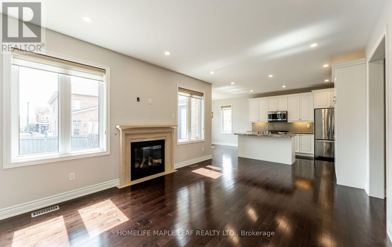 47 Stanton Avenue, Vaughan, Ontario L4H 0V5 - Photo 13 - N12554406