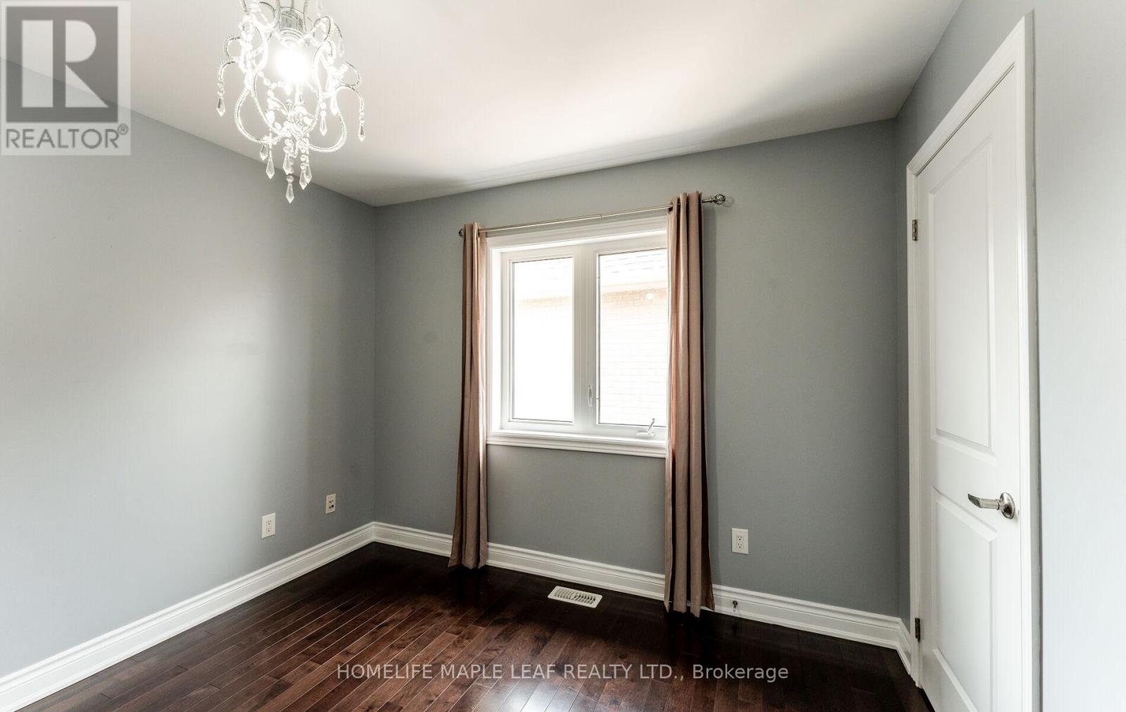 47 Stanton Avenue, Vaughan, Ontario L4H 0V5 - Photo 30 - N12554406