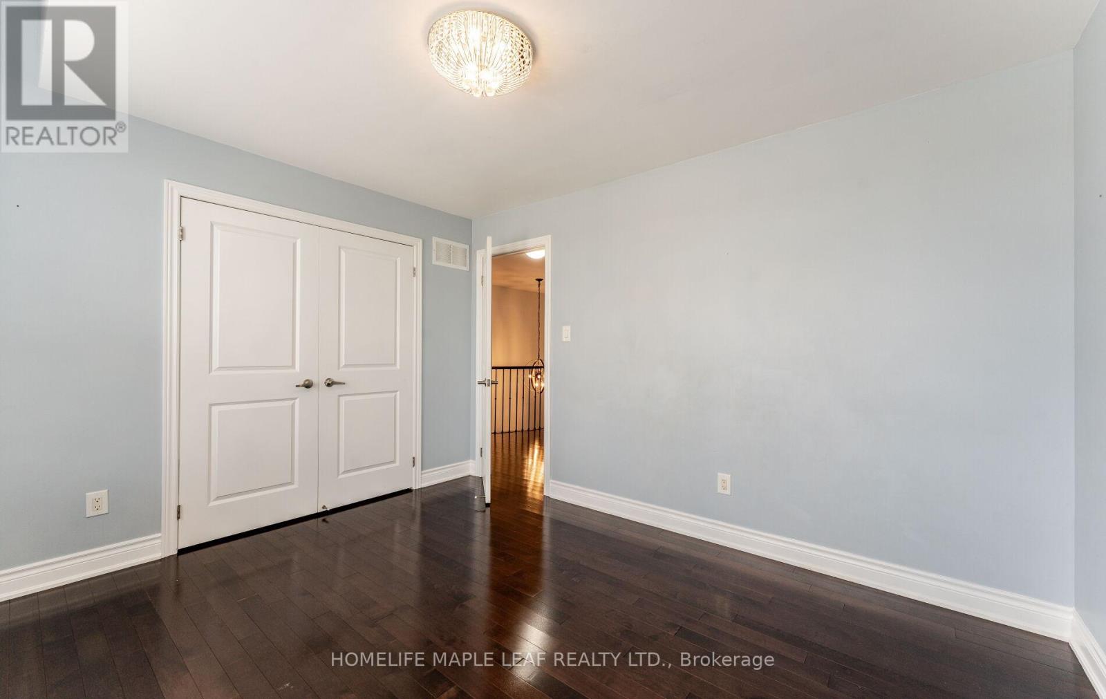 47 Stanton Avenue, Vaughan, Ontario L4H 0V5 - Photo 33 - N12554406