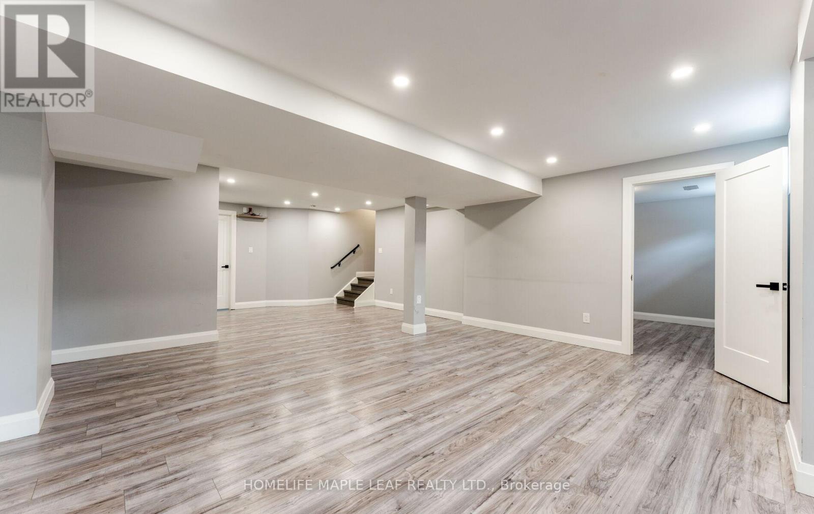 47 Stanton Avenue, Vaughan, Ontario L4H 0V5 - Photo 41 - N12554406