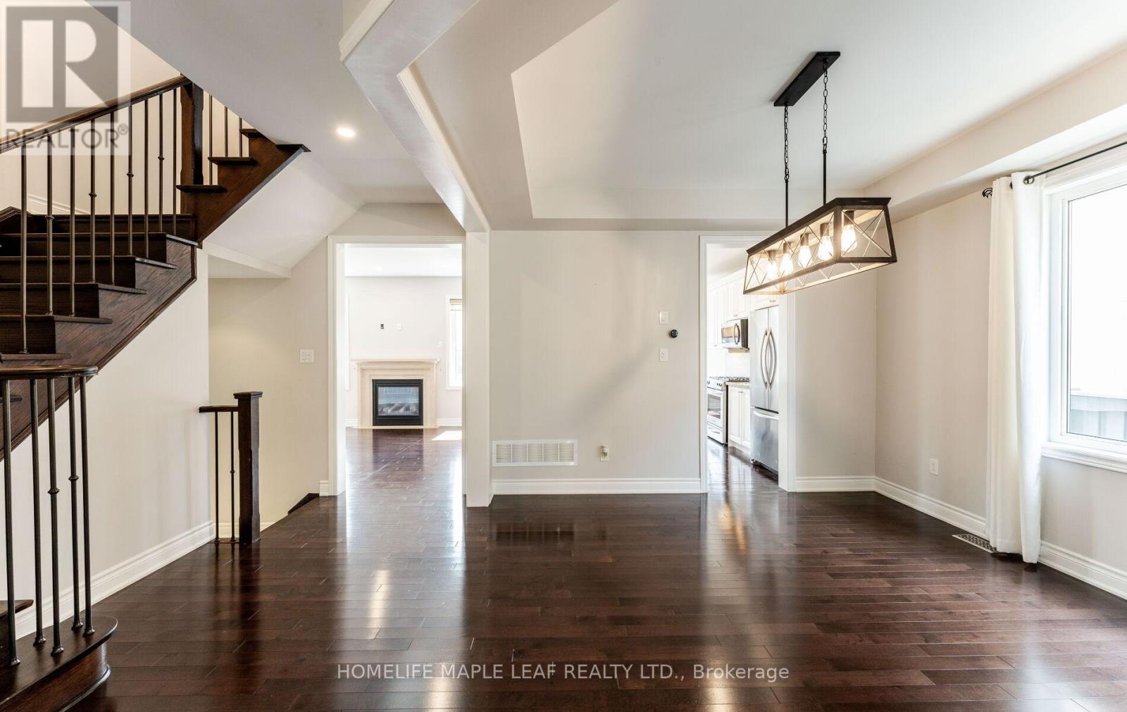 47 Stanton Avenue, Vaughan, Ontario L4H 0V5 - Photo 9 - N12554406