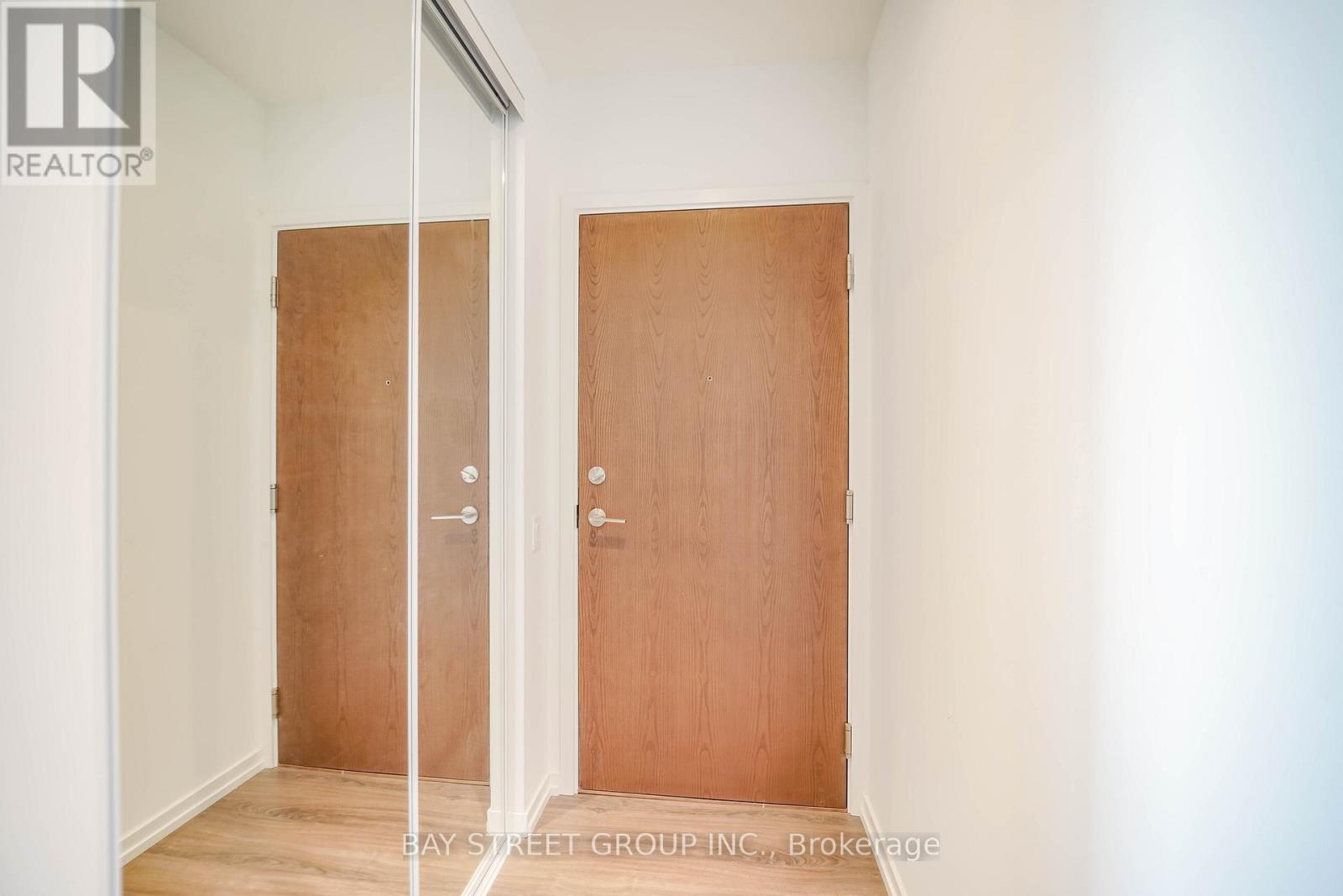 4512 - 1000 Portage Parkway, Vaughan, Ontario  L4K 0L1 - Photo 6 - N12554496