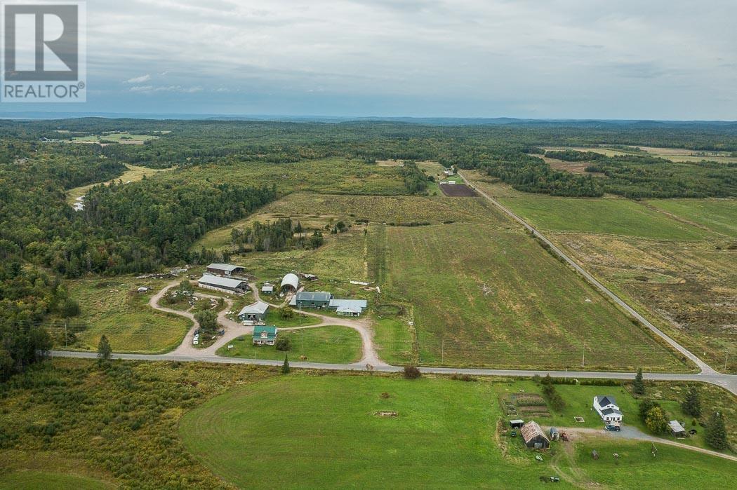 3064 Government Rd, Group 1, Township Of Tarbutt, Ontario  P0R 1E0 - Photo 2 - SM252799