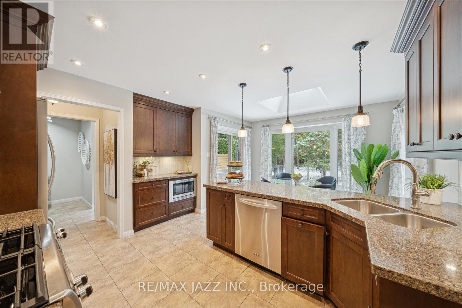 17 Kingswood Drive, Clarington, Ontario  L1E 1G4 - Photo 14 - E12554598