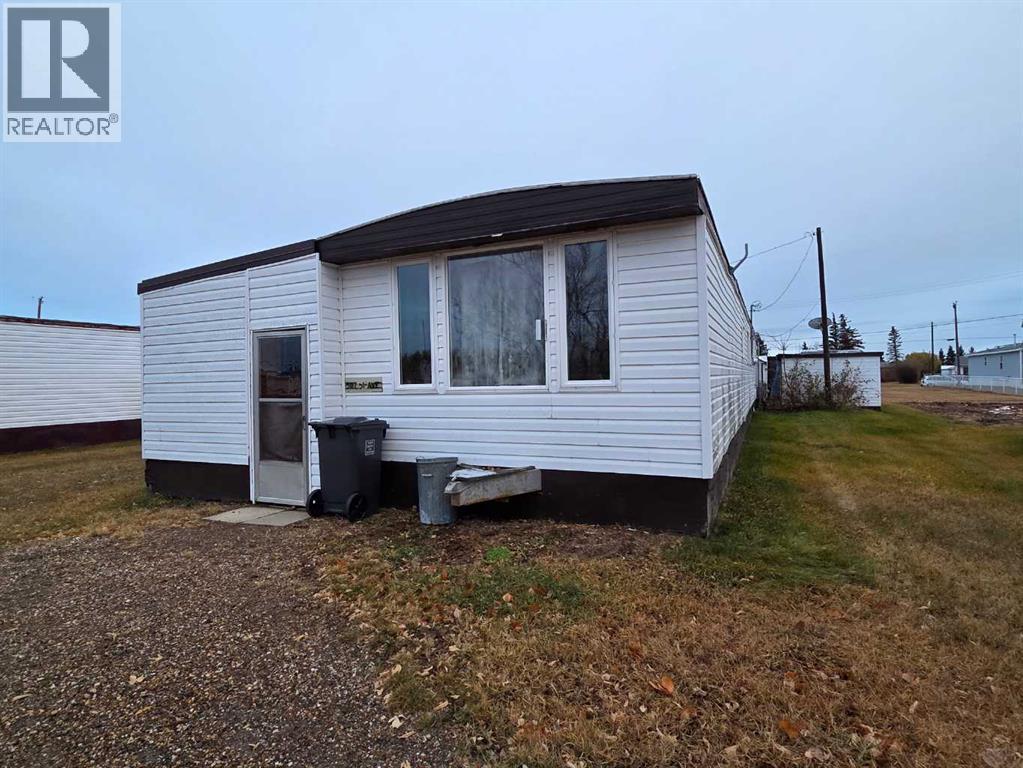 5107, 5113, 5117 51 Avenue, Berwyn, Alberta  T0H 0E0 - Photo 1 - A2269767