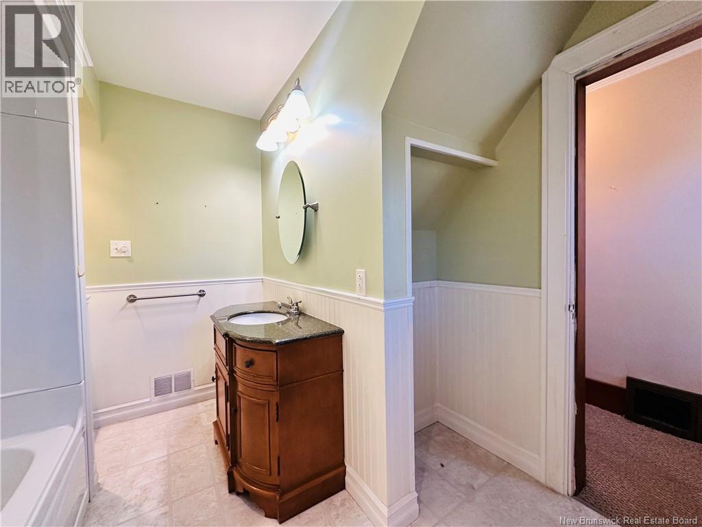 84 Howard Street, Miramichi, New Brunswick  E1N 1V8 - Photo 39 - NB130258