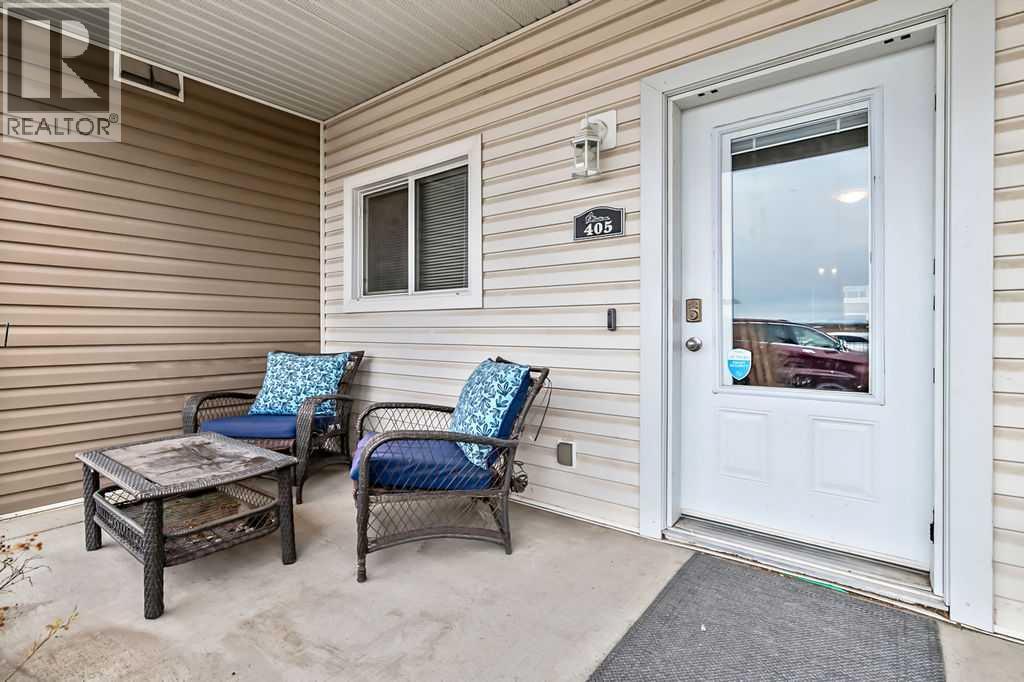 405, 405 Sunrise Terrace Ne, High River, Alberta  T1V 0C4 - Photo 3 - A2267860