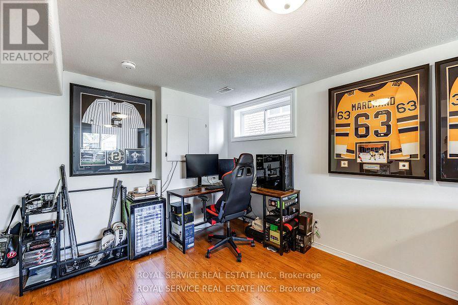 446 Abound Crescent, Peterborough, Ontario  K9J 8S2 - Photo 26 - X12554554