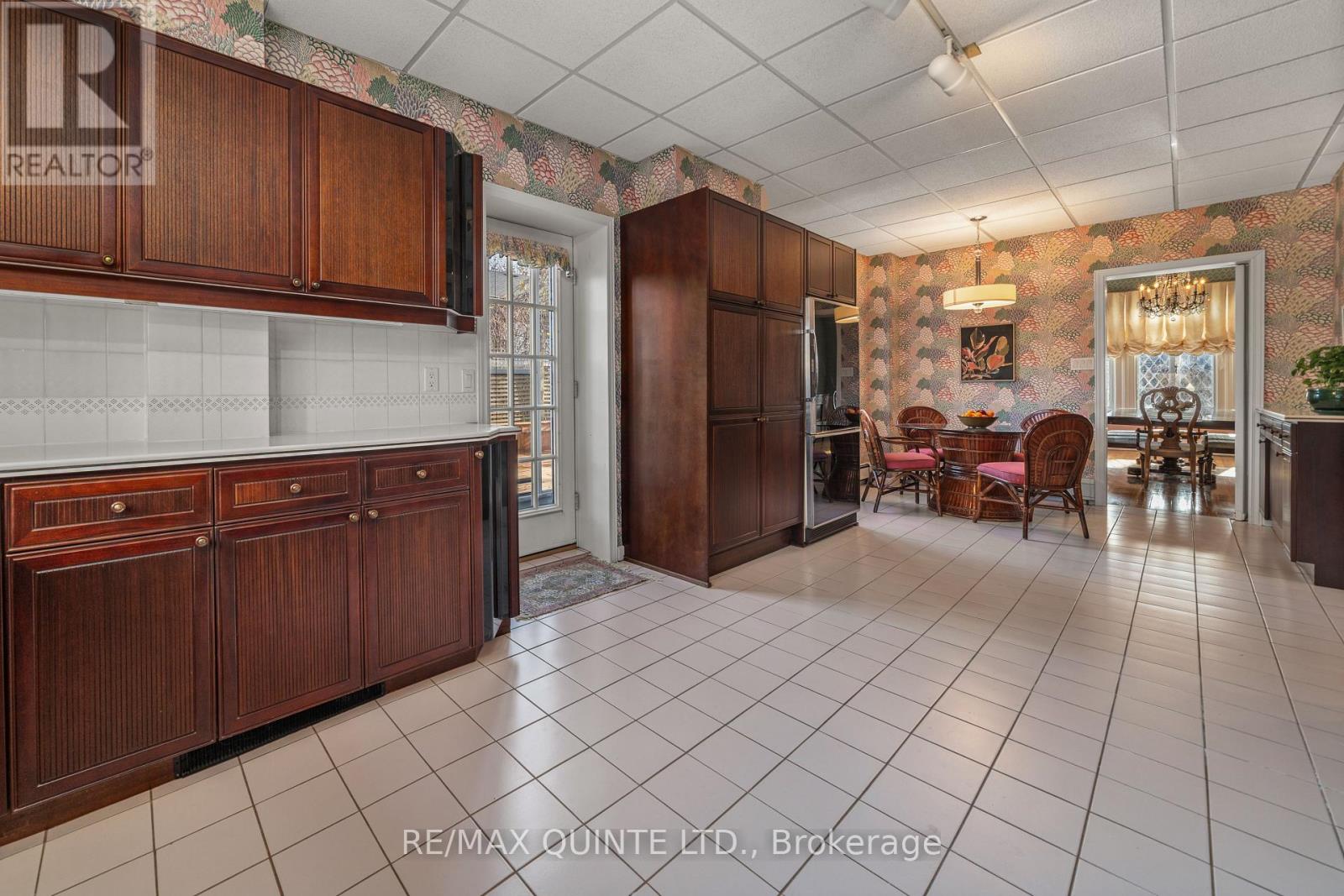 196 Bridge Street E, Belleville, Ontario  K8N 1N6 - Photo 33 - X12554592