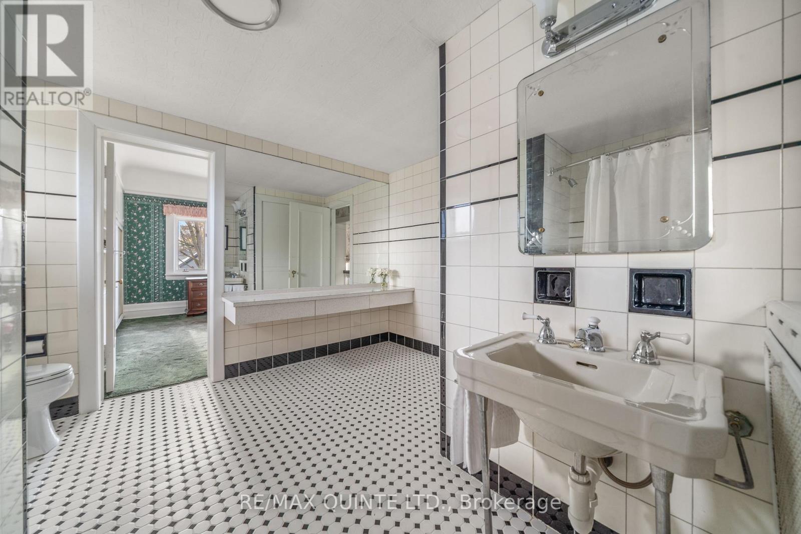 196 Bridge Street E, Belleville, Ontario  K8N 1N6 - Photo 41 - X12554592