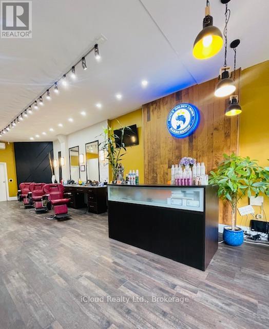 1568 Bloor Street W, Toronto, Ontario  M6P 1A4 - Photo 4 - W12554164