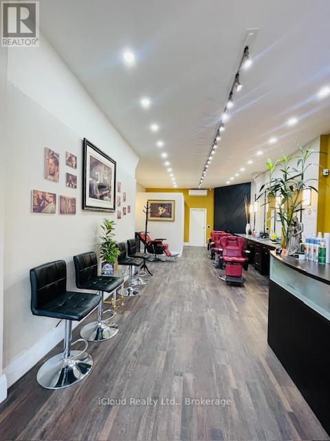 1568 Bloor Street W, Toronto, Ontario  M6P 1A4 - Photo 5 - W12554164