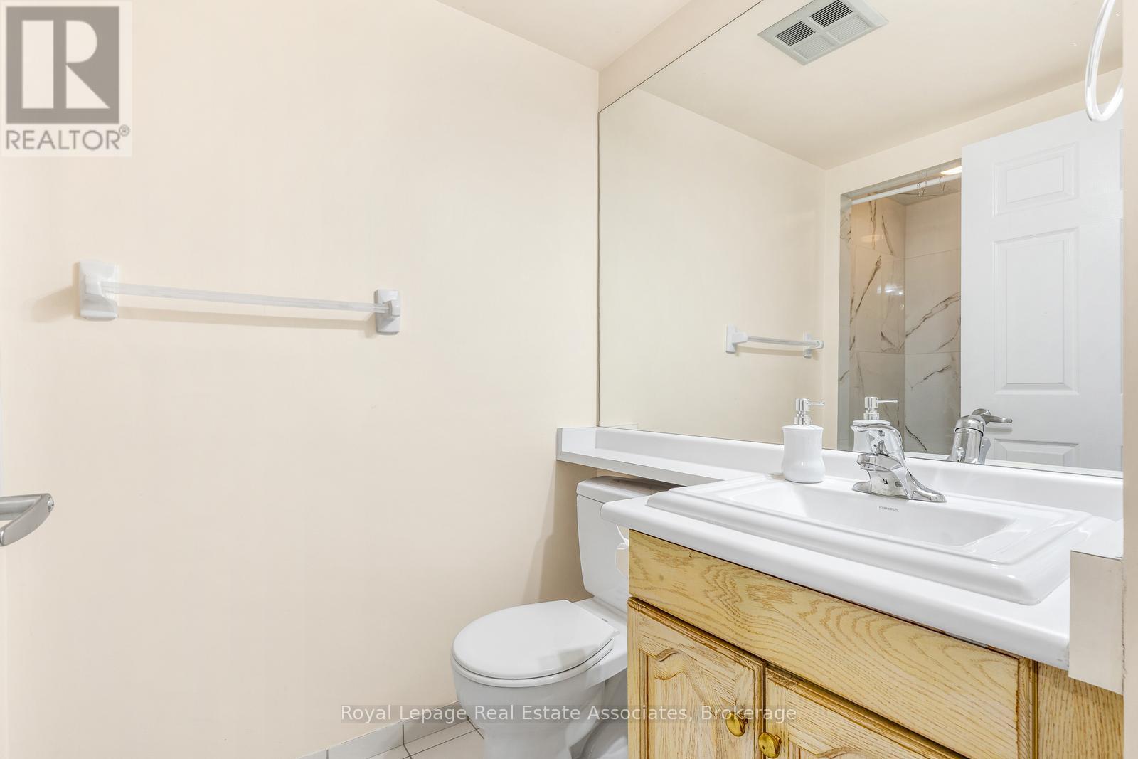 1604 - 2155 Burnhamthorpe Road W, Mississauga, Ontario  L5L 5P4 - Photo 14 - W12554176