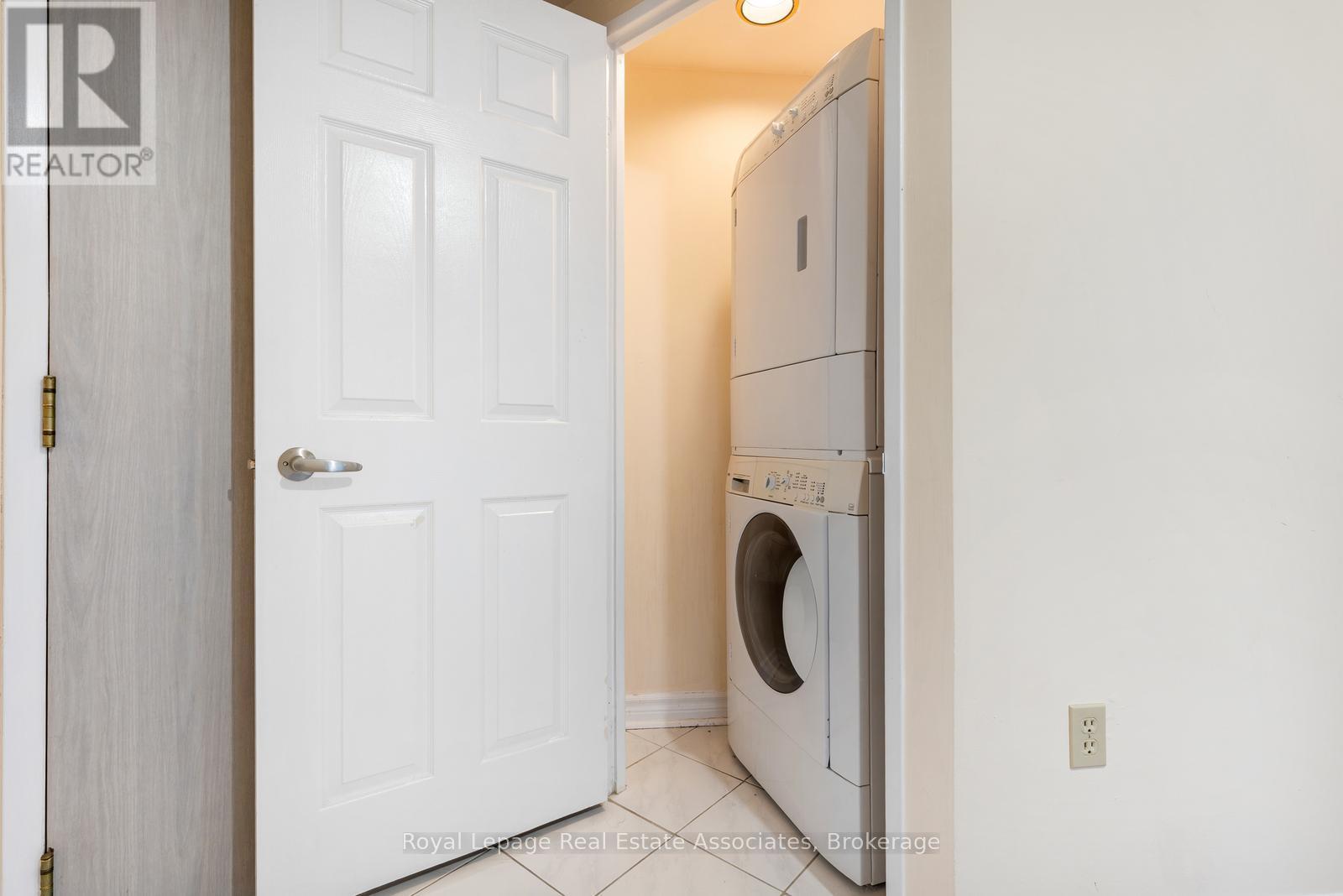 1604 - 2155 Burnhamthorpe Road W, Mississauga, Ontario  L5L 5P4 - Photo 19 - W12554176