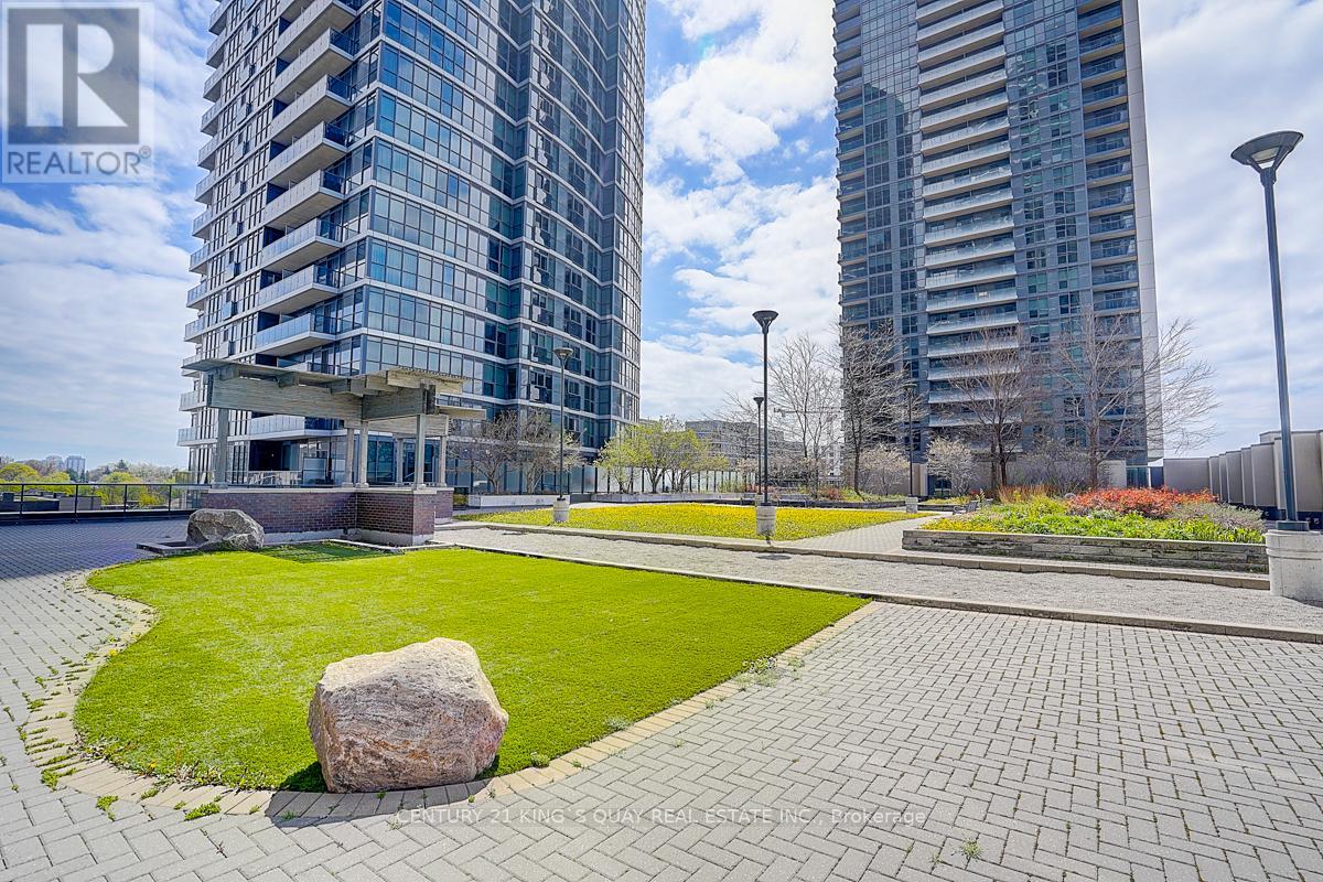 3505 - 5 Valhalla Inn Road Nw, Toronto, Ontario  M9B 1S9 - Photo 8 - W12554204