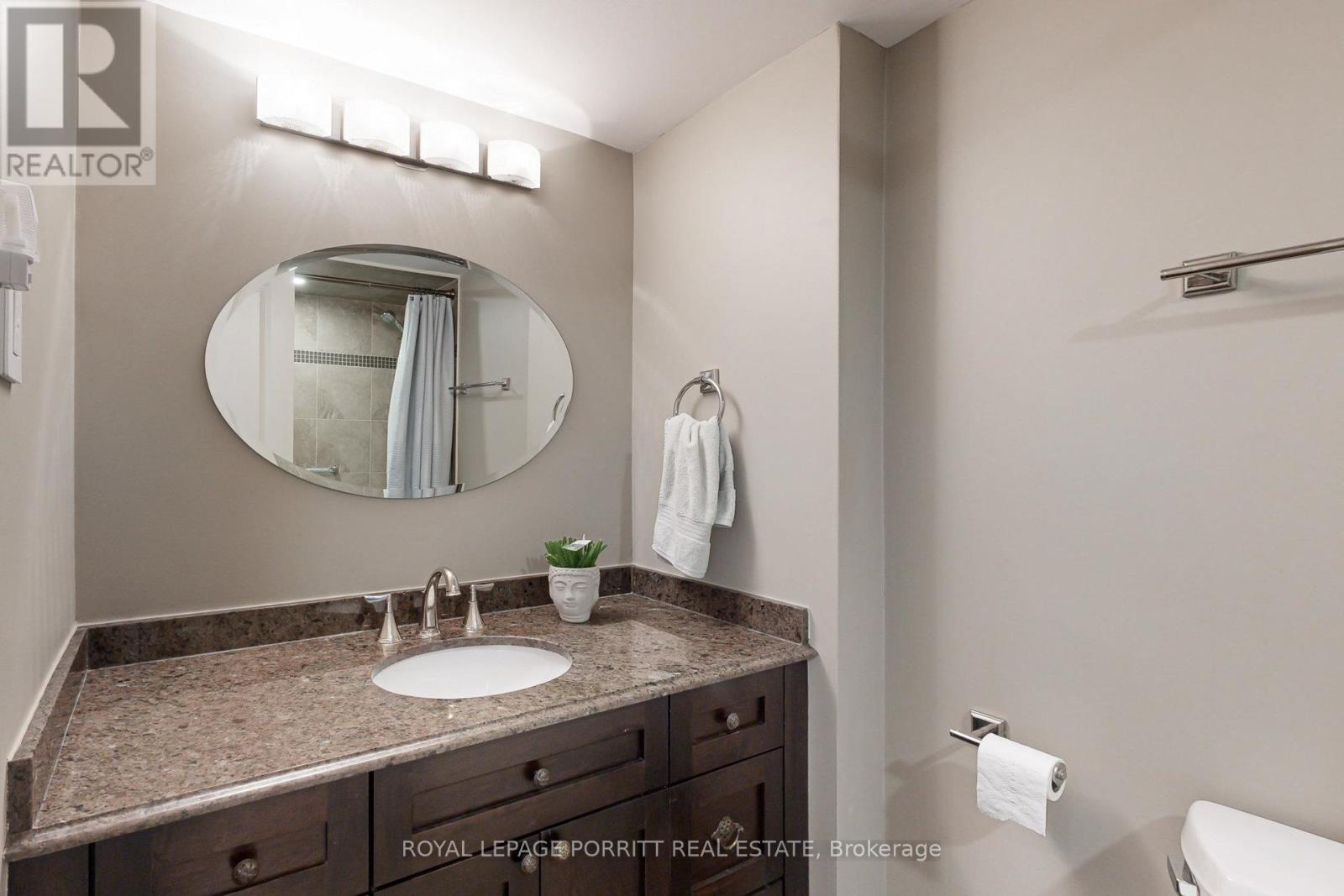 #2005 - 1400 Dixie Road, Mississauga, Ontario  L5E 3E1 - Photo 35 - W12554292