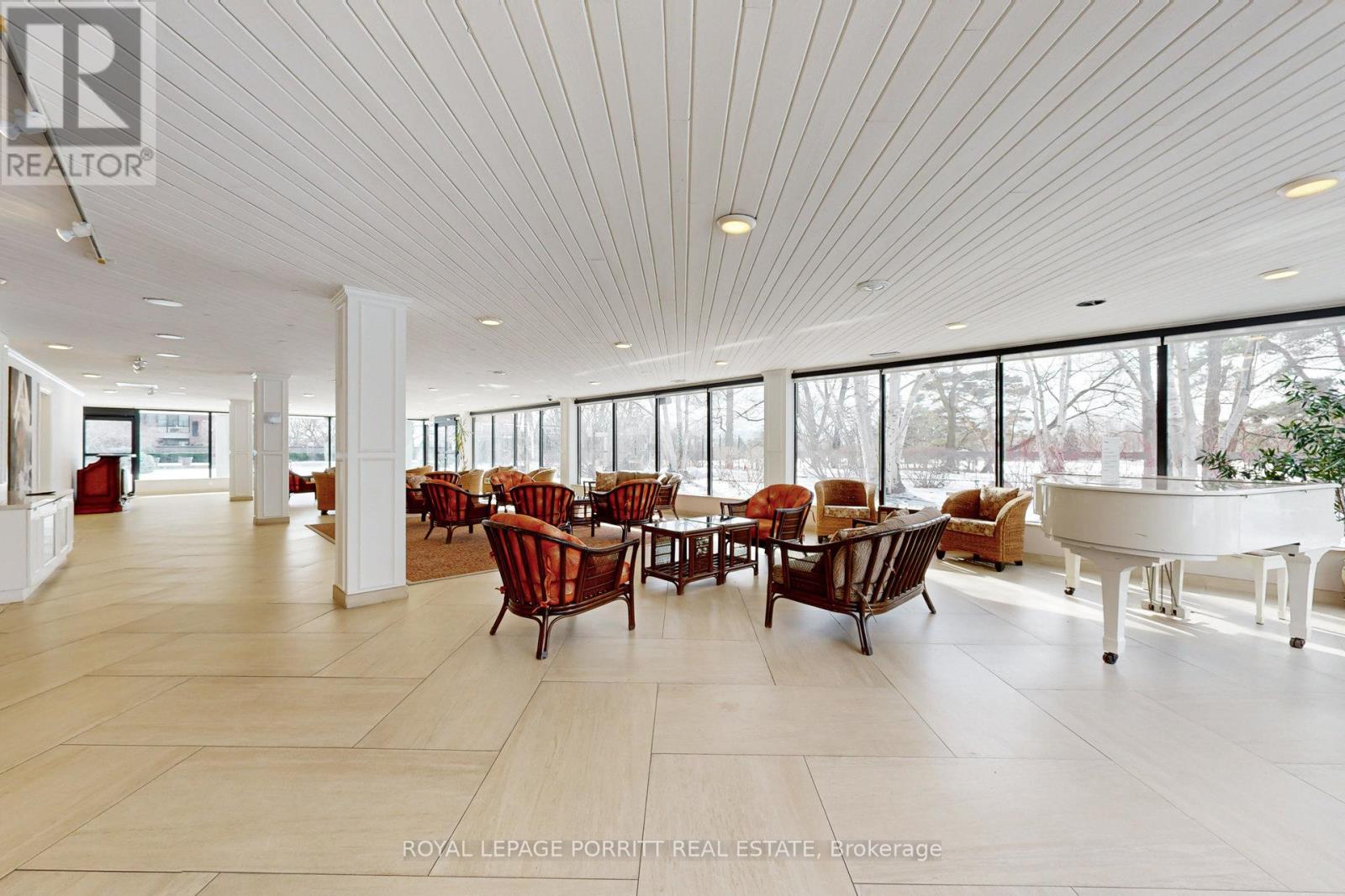 #2005 - 1400 Dixie Road, Mississauga, Ontario  L5E 3E1 - Photo 43 - W12554292