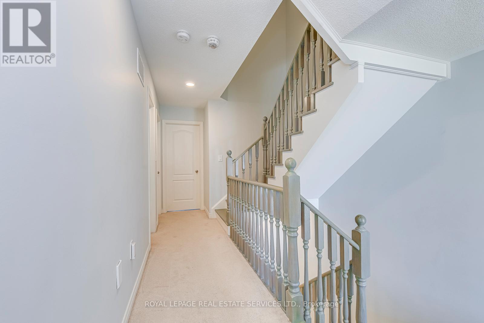 563 Settlers Road W, Oakville, Ontario  L6M 1N7 - Photo 20 - W12554312
