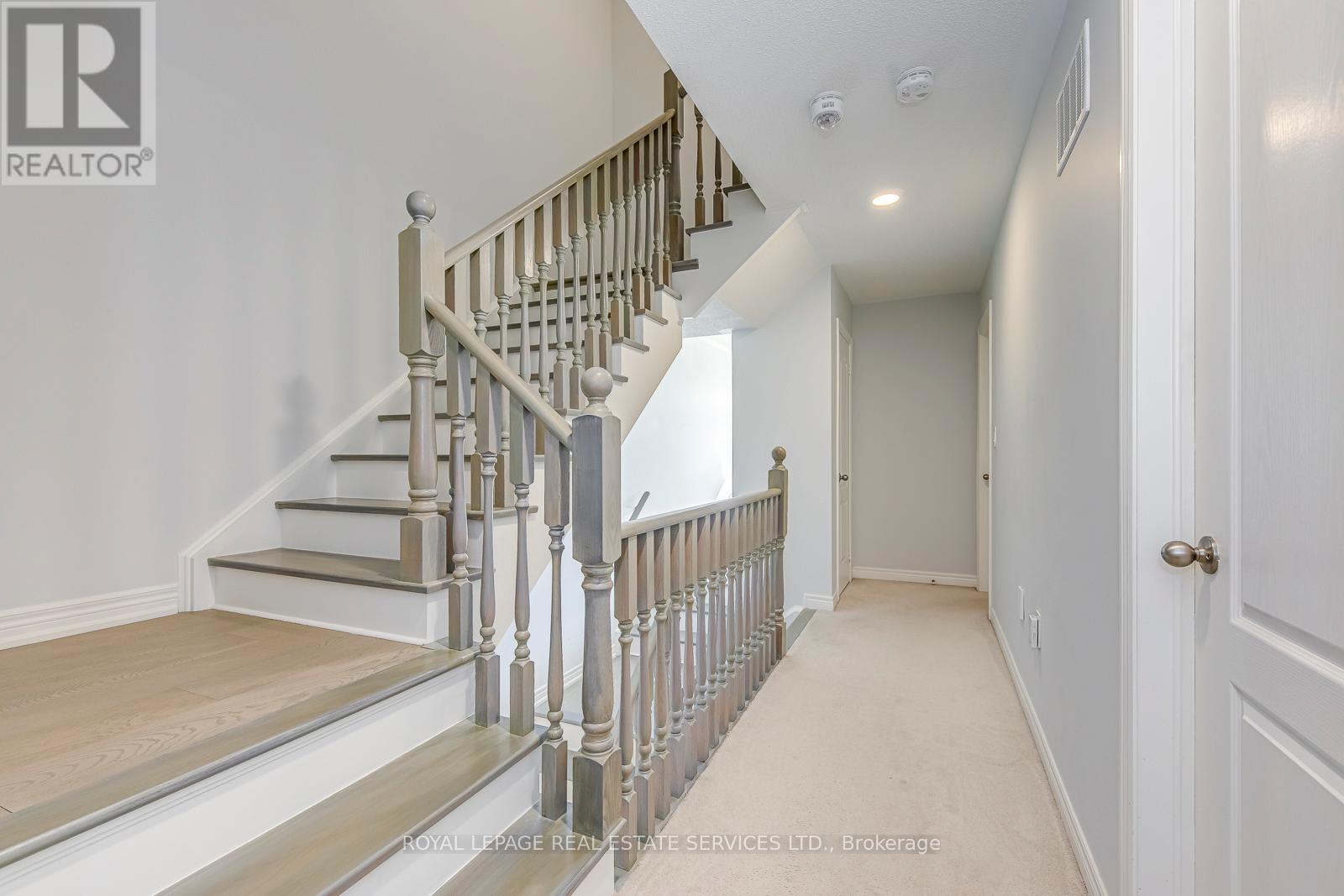 563 Settlers Road W, Oakville, Ontario  L6M 1N7 - Photo 21 - W12554312