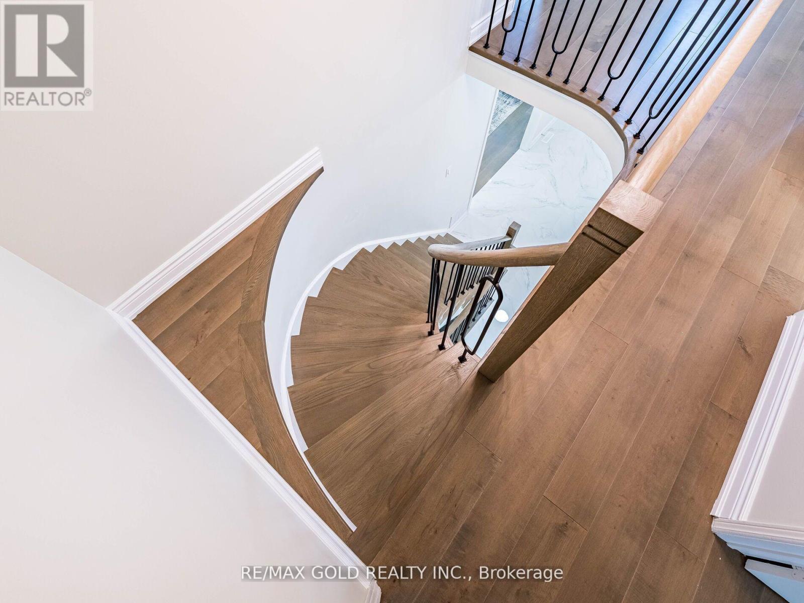 Upper - 3 Hawkway Court, Brampton, Ontario  L6Y 4K7 - Photo 20 - W12554382