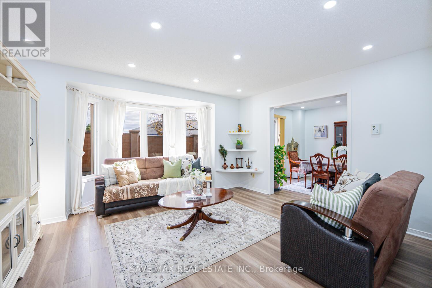 40 Blue Spruce Street, Brampton, Ontario  L6R 1C5 - Photo 11 - W12554388