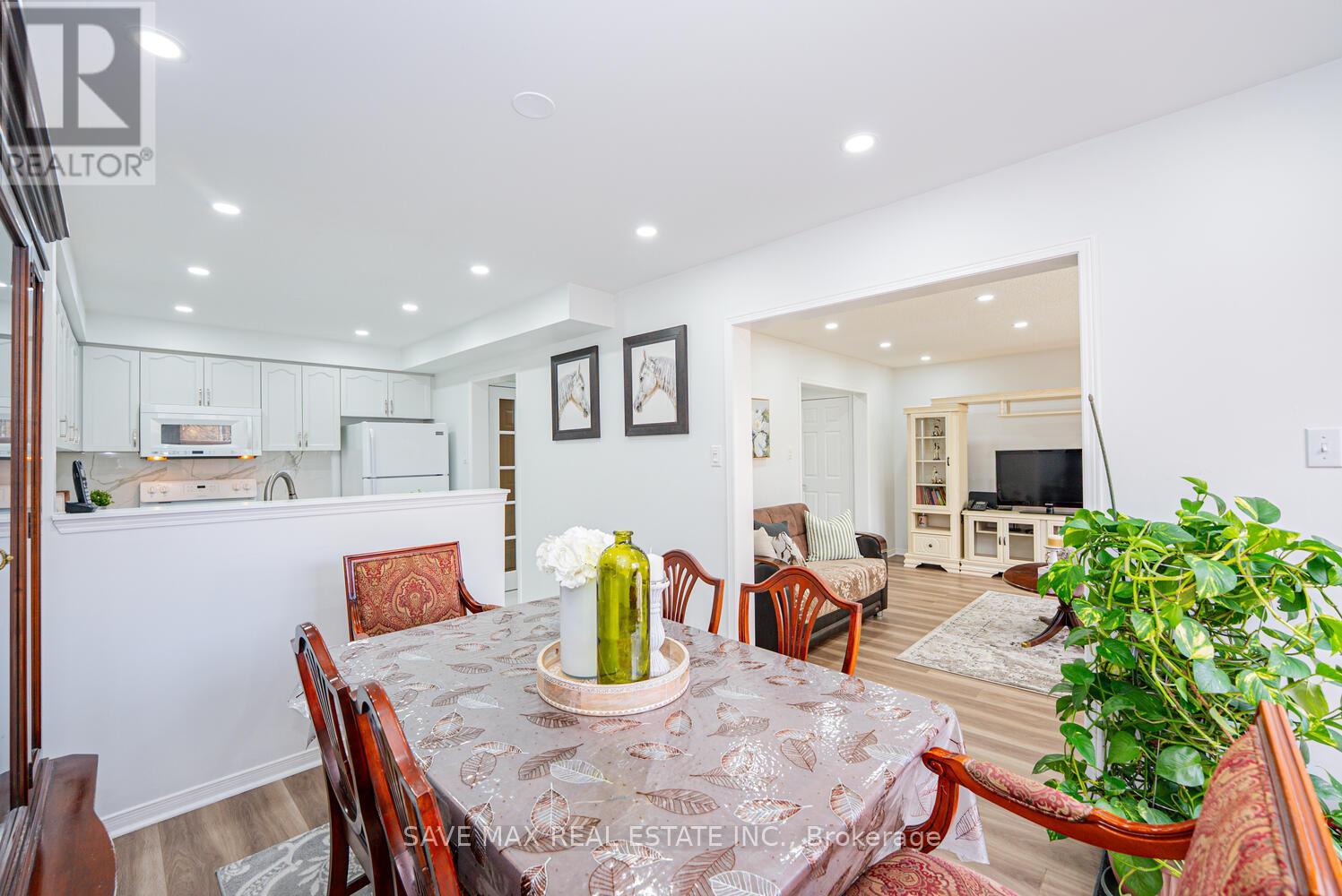 40 Blue Spruce Street, Brampton, Ontario  L6R 1C5 - Photo 16 - W12554388