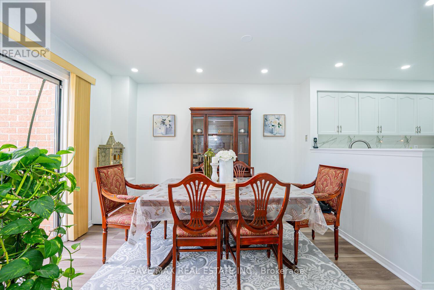 40 Blue Spruce Street, Brampton, Ontario  L6R 1C5 - Photo 17 - W12554388