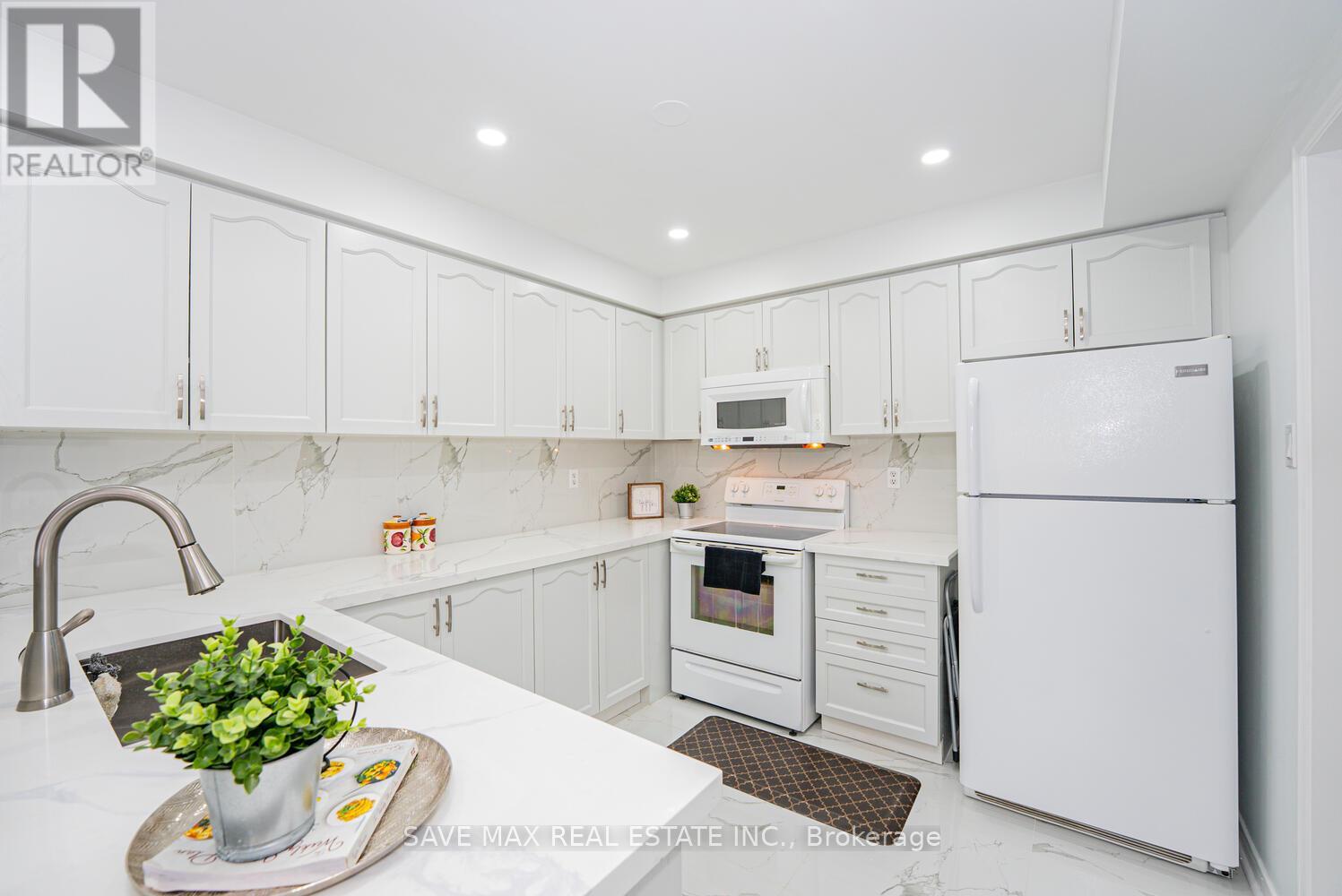 40 Blue Spruce Street, Brampton, Ontario  L6R 1C5 - Photo 20 - W12554388