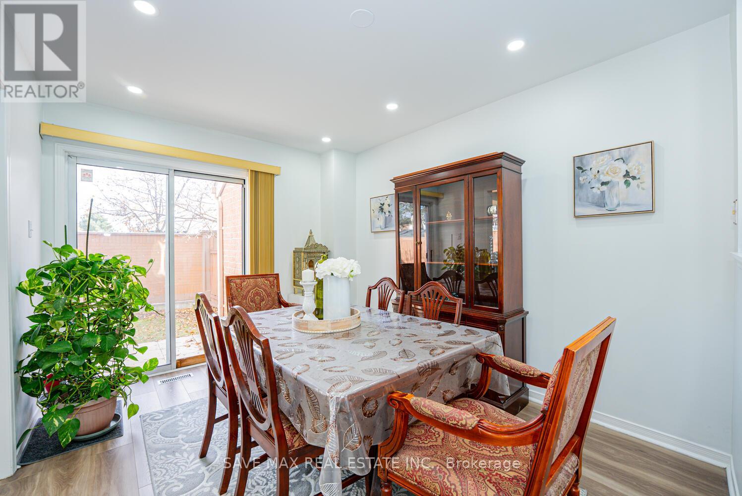 40 Blue Spruce Street, Brampton, Ontario  L6R 1C5 - Photo 22 - W12554388