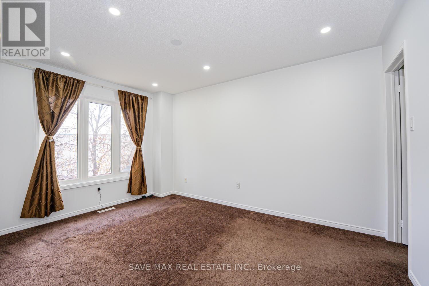 40 Blue Spruce Street, Brampton, Ontario  L6R 1C5 - Photo 30 - W12554388