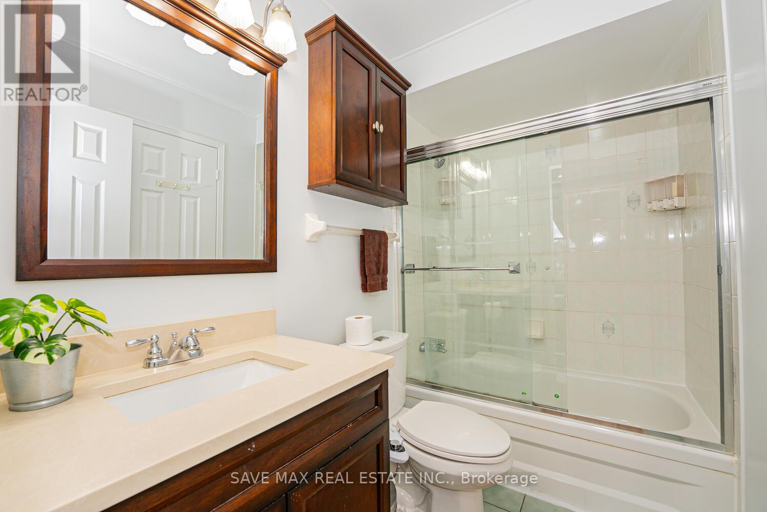 40 Blue Spruce Street, Brampton, Ontario  L6R 1C5 - Photo 33 - W12554388