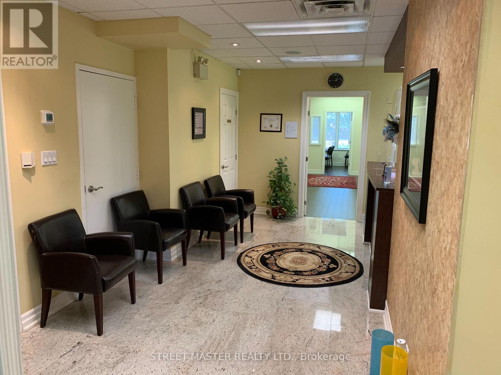 200 - 1a Conestoga Drive, Brampton, Ontario  L6Z 4N5 - Photo 4 - W12554390