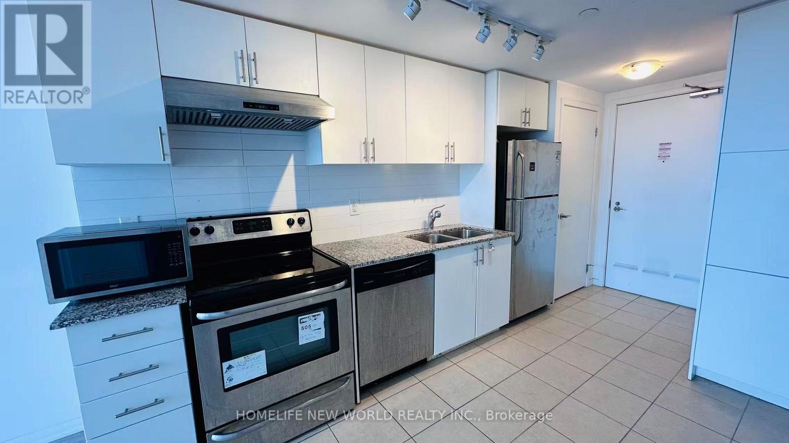 1921 - 800 Lawrence Avenue W, Toronto, Ontario  M6A 0B1 - Photo 2 - W12253108